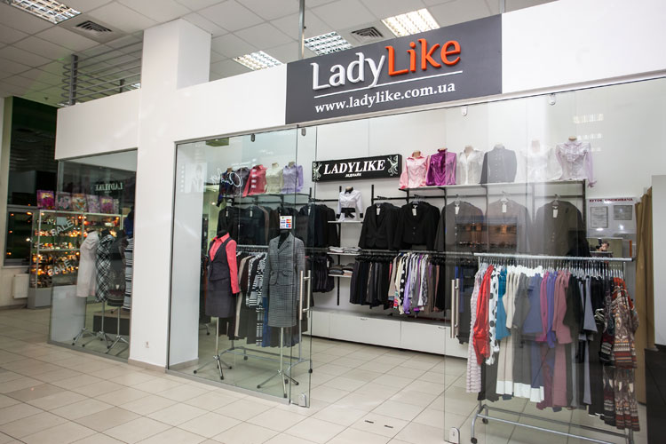Магазин LadyLike в ТЦ Макрос