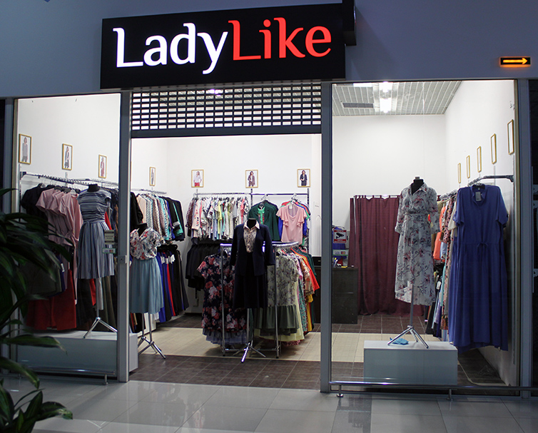 Магазин LadyLike в ТЦ Полярный (Оболонь) на 1-ом этаже
